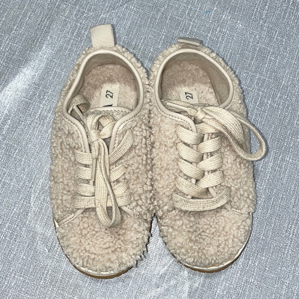 Zara cozy shoes